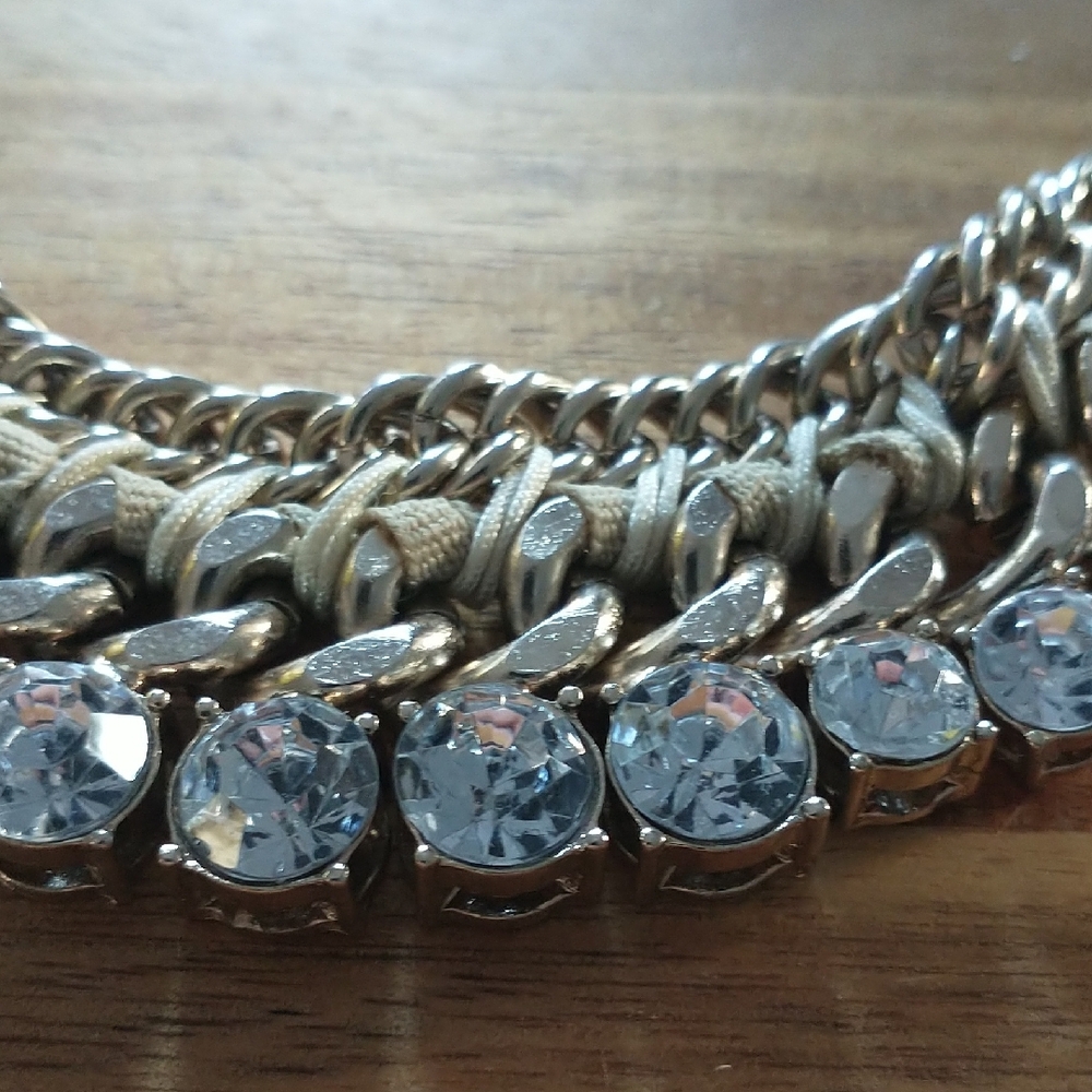 Gold and Rhinestone Necklace - Picture 2 of 5